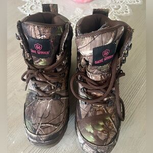 Game Winner Women's Brown Camouflage Winter Boots